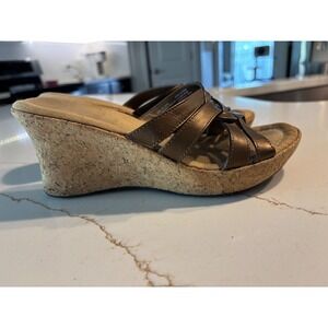 Bass Womens Bronze Metallic Strappy Cork Wedge Sandals 6.5 M Platform